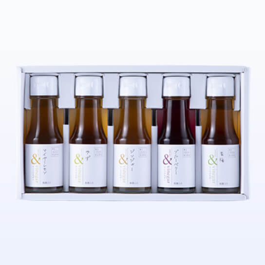 Set of 5 bottles