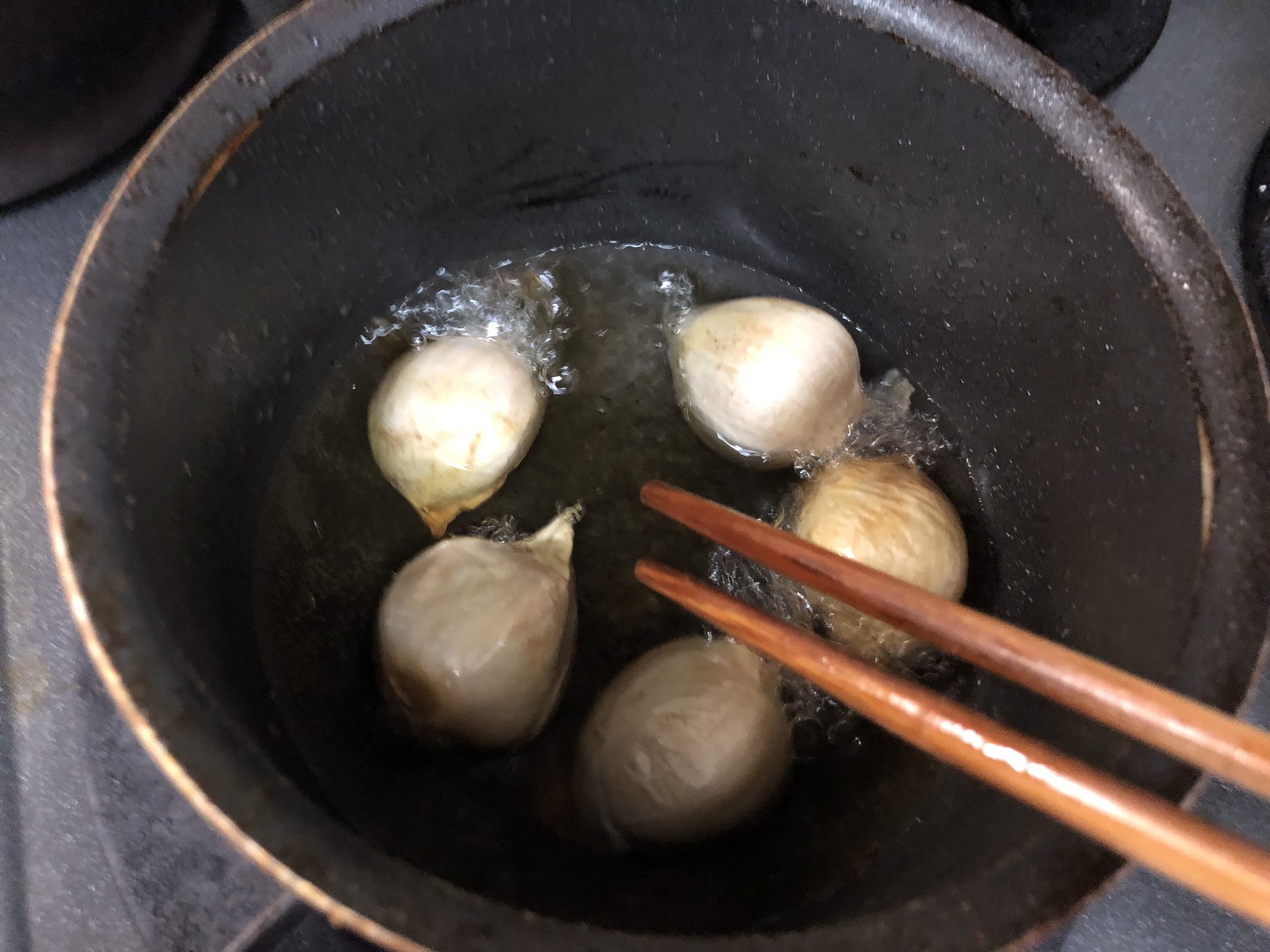 揚げにんにくのマリネ